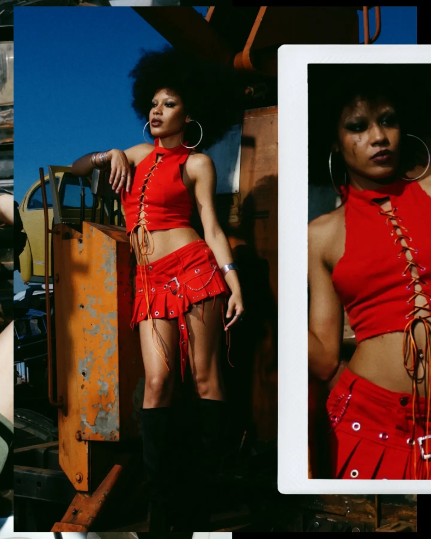 Look vermelho com amarrações em uma composição com retrato.